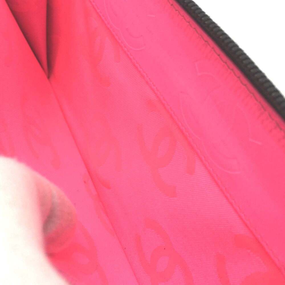 CHANEL Black Wallet - Picture 9 of 12